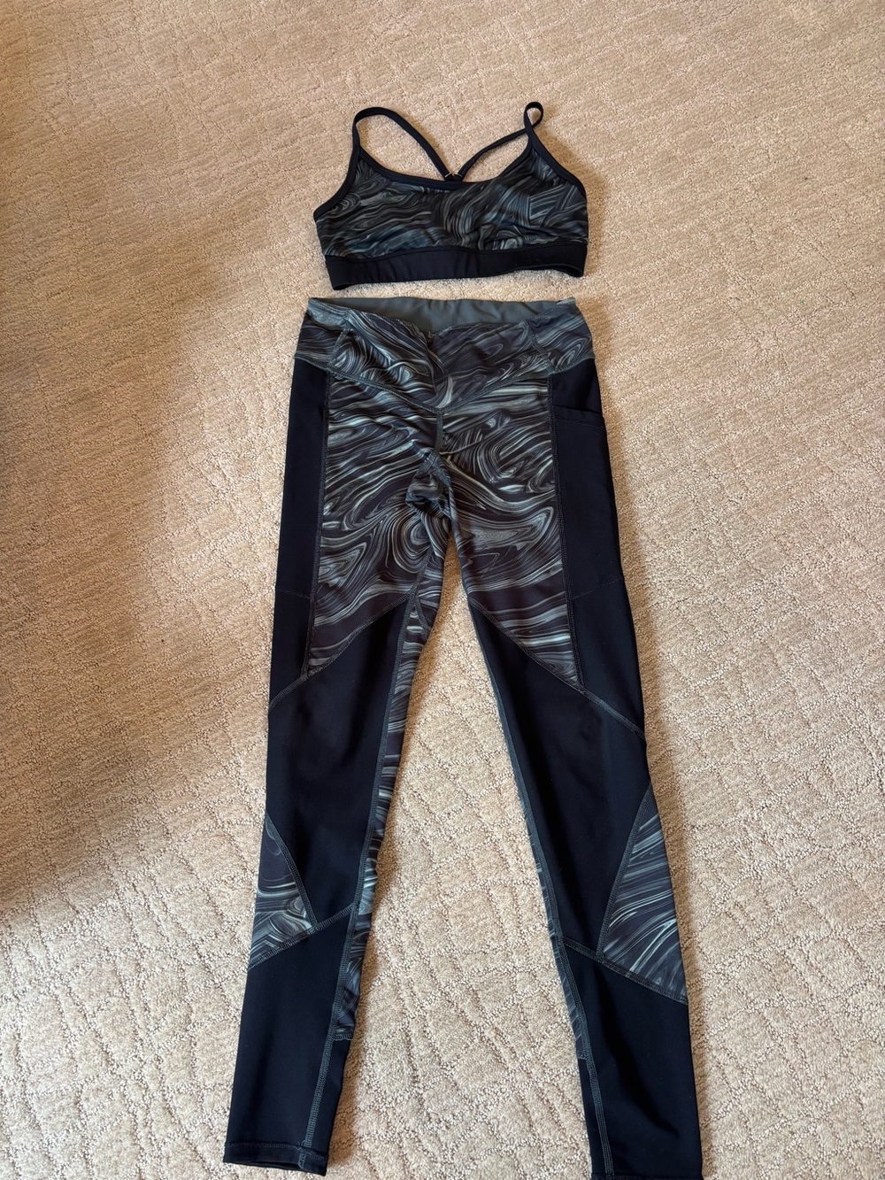 Champion Malachite Black & Green Print Sports Bra and Legging Set